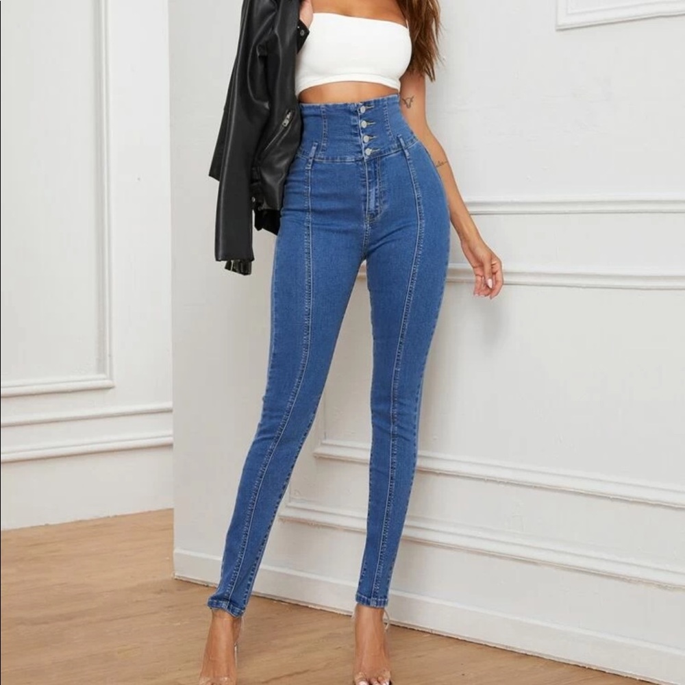 Never worn